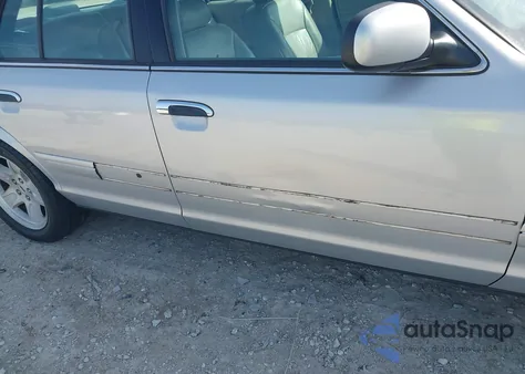 2002 Ford Crown Victoria Lx из США, поврежденный, VIN 2FAFP74W52X140651